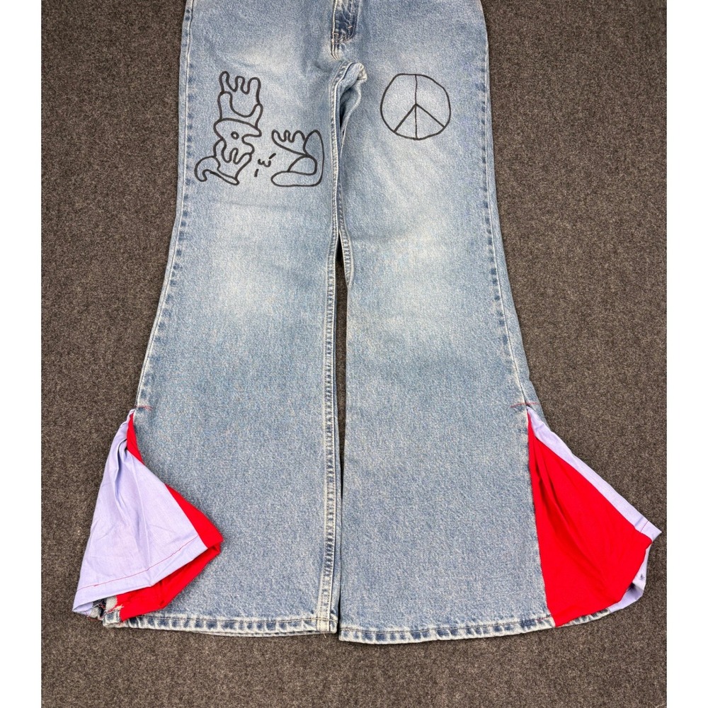 Vintage Levi's USA Y2K Reworked Flare Jeans Peace Sign Patchwork Boho Juniors 11 - Picture 8 of 14